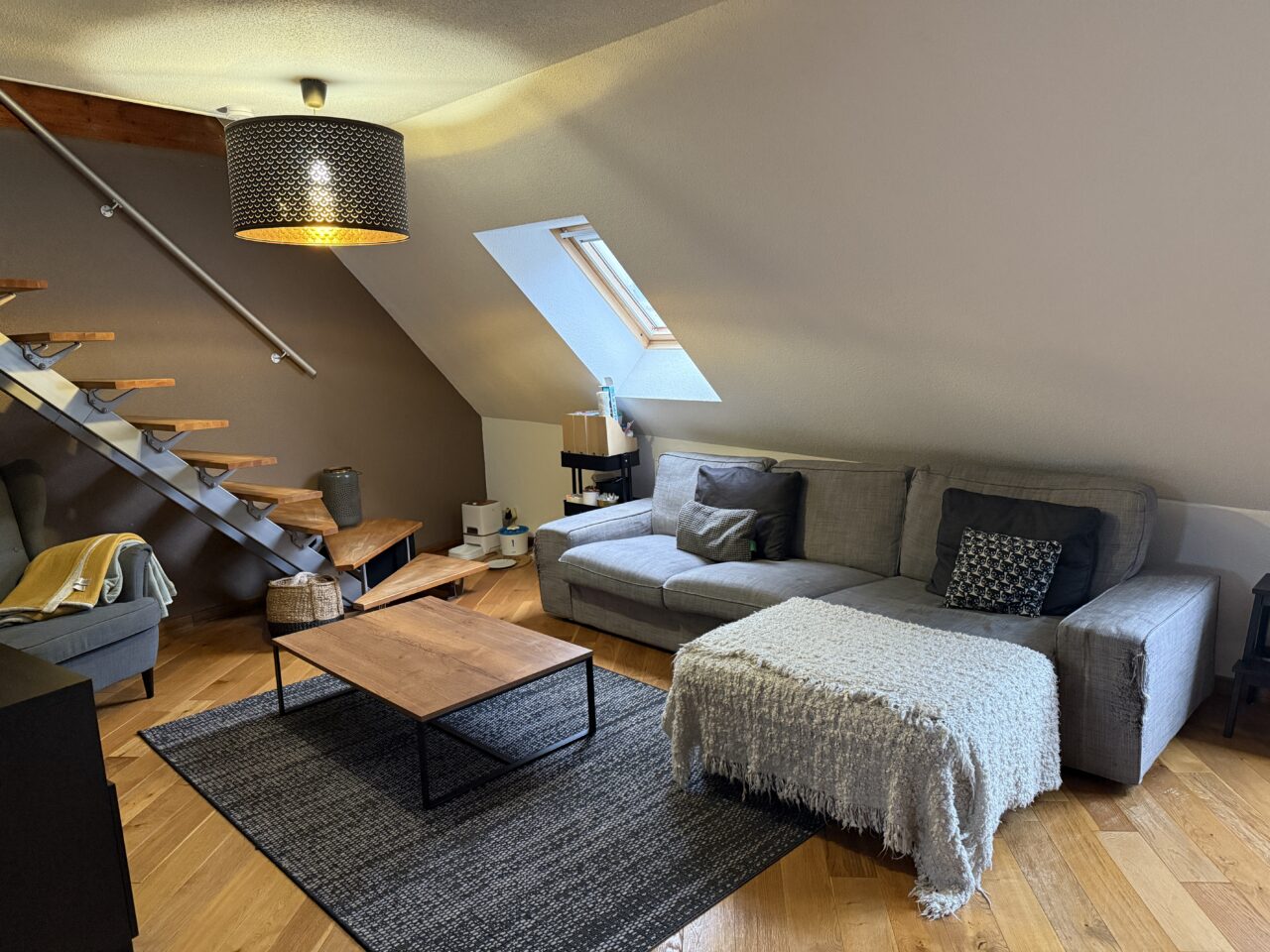 Coup de coeur pour ce beau duplex, 5 pièces, proche place de Neubourg